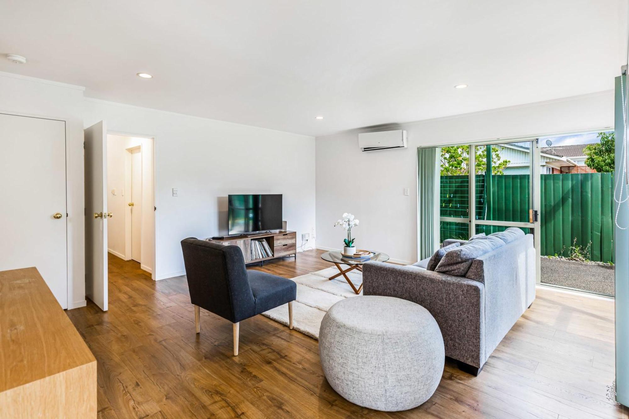 Private And Sunny 3-Bedroom Home With Parking Auckland Eksteriør billede